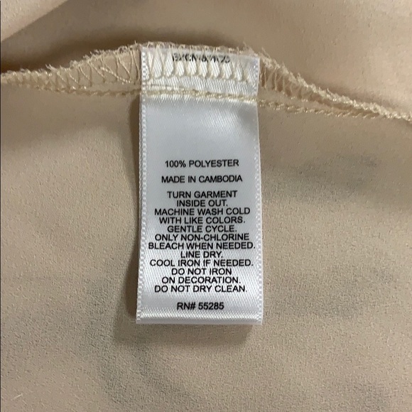 XS Express blouse with faux leather collar. - Picture 6 of 6